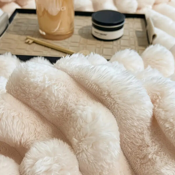 Luxurious Faux Rabbit Fur Throw Blanket - Soft, Warm & Cozy for Couch, Bed, Office, and Travel - Versatile All-Season Gift, Christmas present